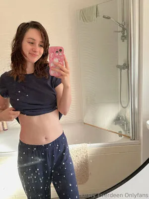 Kirsty Everdeen OnlyFans Leaked Free Thumbnail Picture - #RDOnKmba0d