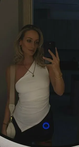 Kirsty Hendey OnlyFans Leaked Free Thumbnail Picture - #2cC445exvt