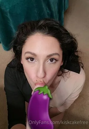 Kiskcakefree OnlyFans Leaked Free Thumbnail Picture - #Ko5YqszDvo