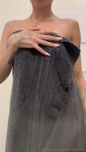 Kissahxofree OnlyFans Leaked Free Thumbnail Picture - #fUHG9hmqim