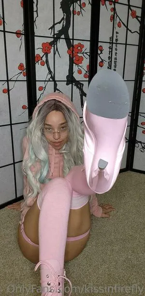 Kissinfirefly OnlyFans Leaked Free Thumbnail Picture - #19lQqi1HBf