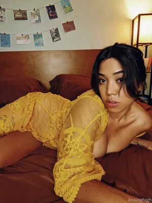 Kissinghigh OnlyFans Leaked Free Thumbnail Picture - #xJ8NTnQl5M
