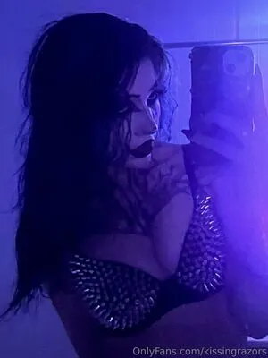 Kissingrazors OnlyFans Leaked Free Thumbnail Picture - #TKLvE4HK0k