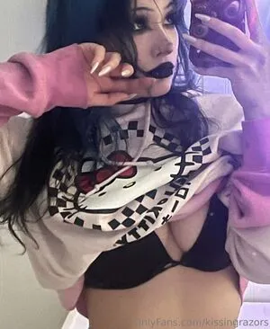Kissingrazors OnlyFans Leaked Free Thumbnail Picture - #WRdKmfjTu3