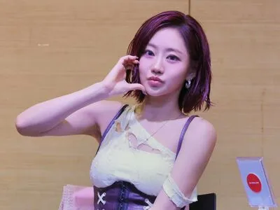 Kisslife OnlyFans Leaked Free Thumbnail Picture - #JGKJnP4v25