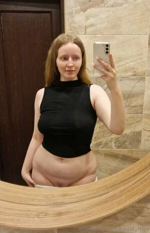 Kissmyhips OnlyFans Leaked Free Thumbnail Picture - #o1NGviOfM7
