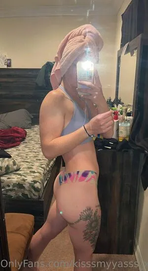 Kissmyyass Xo OnlyFans Leaked Free Thumbnail Picture - #LFlrarwbvy