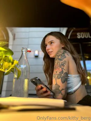 Kitty Berg OnlyFans Leaked Free Thumbnail Picture - #1lKWMXwvjA