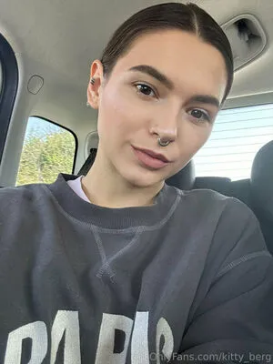 Kitty Berg OnlyFans Leaked Free Thumbnail Picture - #2GiFebGyfK