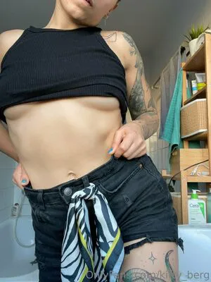 Kitty Berg OnlyFans Leaked Free Thumbnail Picture - #2geGyxKbIZ