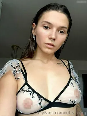 Kitty Berg OnlyFans Leaked Free Thumbnail Picture - #2nxzyb1Oeo