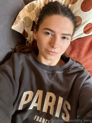 Kitty Berg OnlyFans Leaked Free Thumbnail Picture - #2zMSwwKlc0