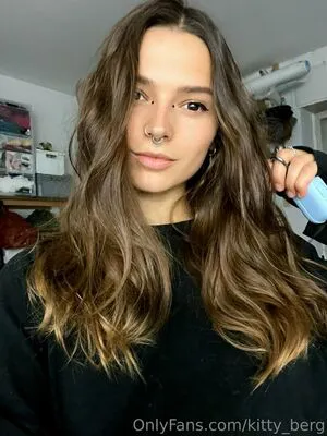 Kitty Berg OnlyFans Leaked Free Thumbnail Picture - #3Ouu6FoIWj
