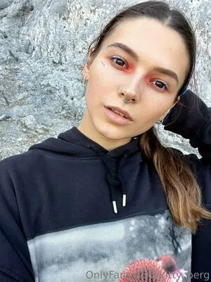 Kitty Berg OnlyFans Leaked Free Thumbnail Picture - #HgJL5dAtnB