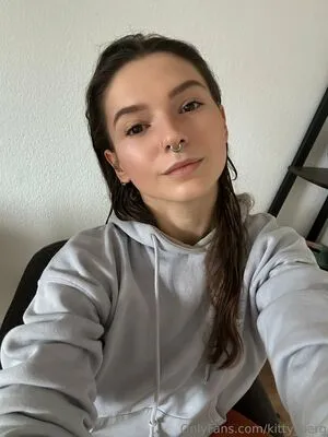 Kitty Berg OnlyFans Leaked Free Thumbnail Picture - #JxHOImitS3