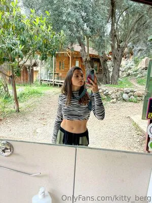 Kitty Berg OnlyFans Leaked Free Thumbnail Picture - #MMfq3PPScj