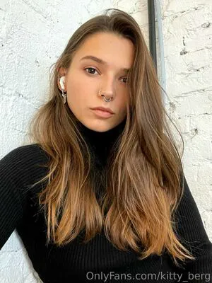 Kitty Berg OnlyFans Leaked Free Thumbnail Picture - #MaAvLrX7H1