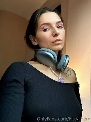 Kitty Berg OnlyFans Leaked Free Thumbnail Picture - #UFjWjuICt4