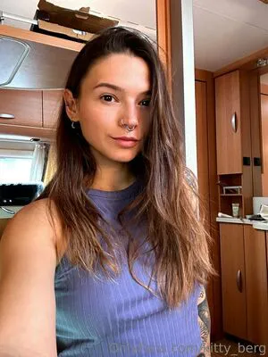 Kitty Berg OnlyFans Leaked Free Thumbnail Picture - #XaGtto737o