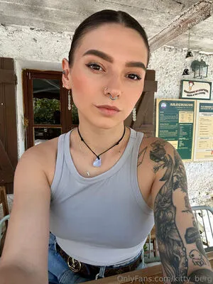 Kitty Berg OnlyFans Leaked Free Thumbnail Picture - #YdQ2Ub7vEy
