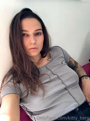 Kitty Berg OnlyFans Leaked Free Thumbnail Picture - #bSxjp2G81I