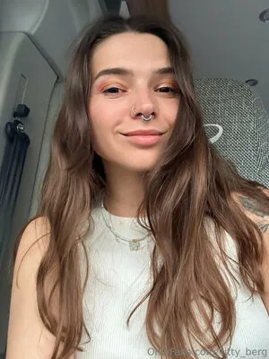 Kitty Berg OnlyFans Leaked Free Thumbnail Picture - #dLAcJBi1F2