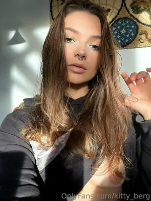 Kitty Berg OnlyFans Leaked Free Thumbnail Picture - #drUuuREa51