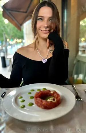 Kitty Berg OnlyFans Leaked Free Thumbnail Picture - #sstn5T5tb7