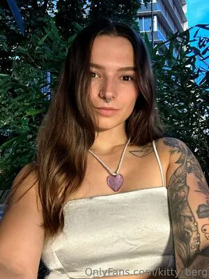 Kitty Berg OnlyFans Leaked Free Thumbnail Picture - #tmbiAjCmyK