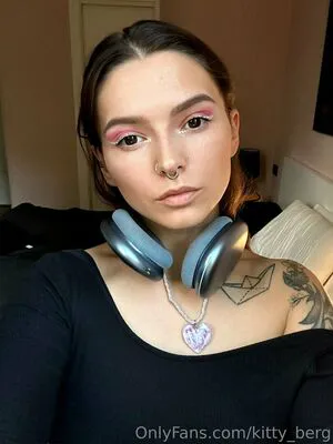 Kitty Berg OnlyFans Leaked Free Thumbnail Picture - #wsgYgAbLvP