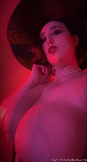 Kitty Leroux00 OnlyFans Leaked Free Thumbnail Picture - #wiArxrlmr1