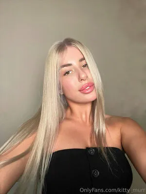 Kitty Murr OnlyFans Leaked Free Thumbnail Picture - #suvEM4BGc9