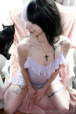 Kitty Play123 OnlyFans Leaked Free Thumbnail Picture - #ZNRwslIDjP
