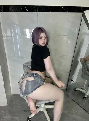 Kitty Qing OnlyFans Leaked Free Thumbnail Picture - #3maS7anph0
