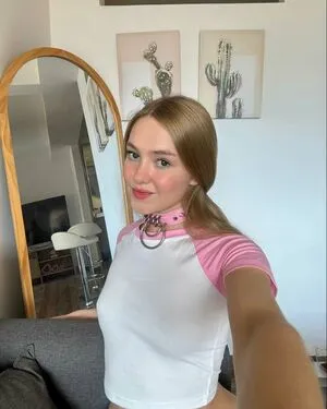 Kitty Sophie OnlyFans Leaked Free Thumbnail Picture - #6sqA76QNoV