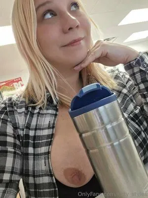 Kitty Styles OnlyFans Leaked Free Thumbnail Picture - #1IL88SWubz