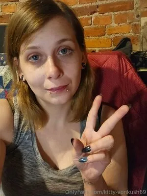 Kitty Vonkush69 OnlyFans Leaked Free Thumbnail Picture - #8Xfj4CEpeY
