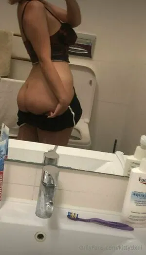 Kittydxni OnlyFans Leaked Free Thumbnail Picture - #fqijZHn8j0