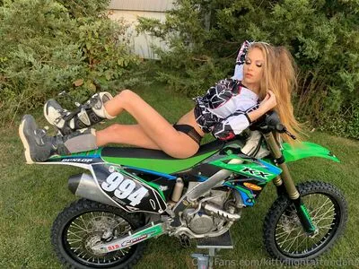 Kittyflightattendant OnlyFans Leaked Free Thumbnail Picture - #tTDApIGiIW