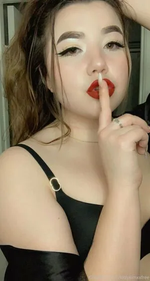 Kittykimxxfree OnlyFans Leaked Free Thumbnail Picture - #0bo2XXNJGo