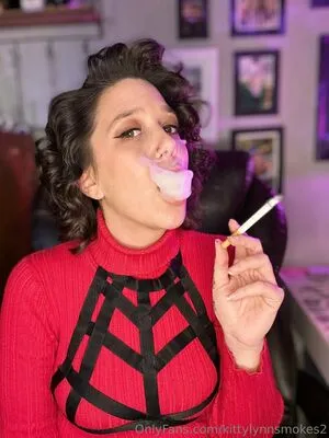 Kittylynnsmokes2 OnlyFans Leaked Free Thumbnail Picture - #3SDQ6cyM5Q