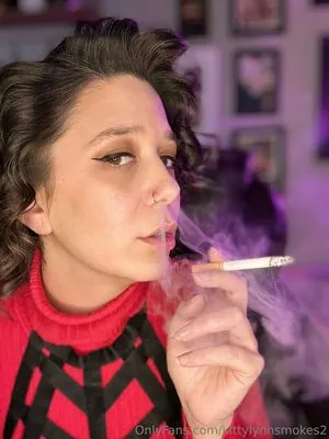 Kittylynnsmokes2 OnlyFans Leaked Free Thumbnail Picture - #bJmOM1AT0L