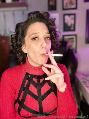 Kittylynnsmokes2 OnlyFans Leaked Free Thumbnail Picture - #c3CpWJ4whq