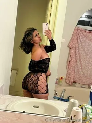 Kittylyvv OnlyFans Leaked Free Thumbnail Picture - #p3lID5yoto