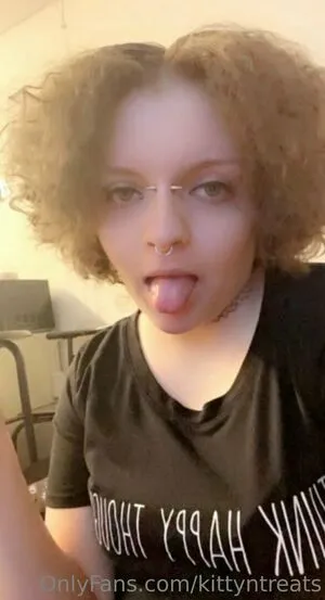 Kittyntreats OnlyFans Leaked Free Thumbnail Picture - #Zx2q4945zI