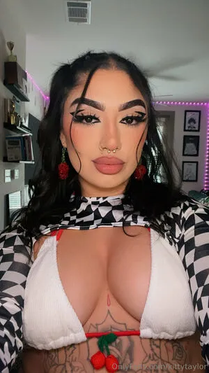 Kittytaylor OnlyFans Leaked Free Thumbnail Picture - #momibnzC5u