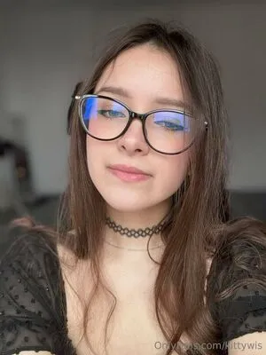 Kittywis OnlyFans Leaked Free Thumbnail Picture - #GVMxSTHLSx