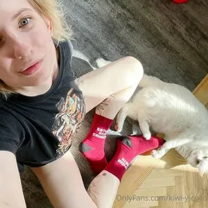 Kiwi Y Coco OnlyFans Leaked Free Thumbnail Picture - #wwsYF3jGn3