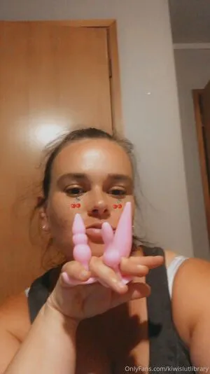 Kiwilibrary OnlyFans Leaked Free Thumbnail Picture - #3n9iq3yKGQ