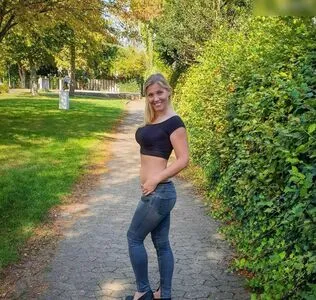 Kiwyxtreme OnlyFans Leaked Free Thumbnail Picture - #IrzEvE450W